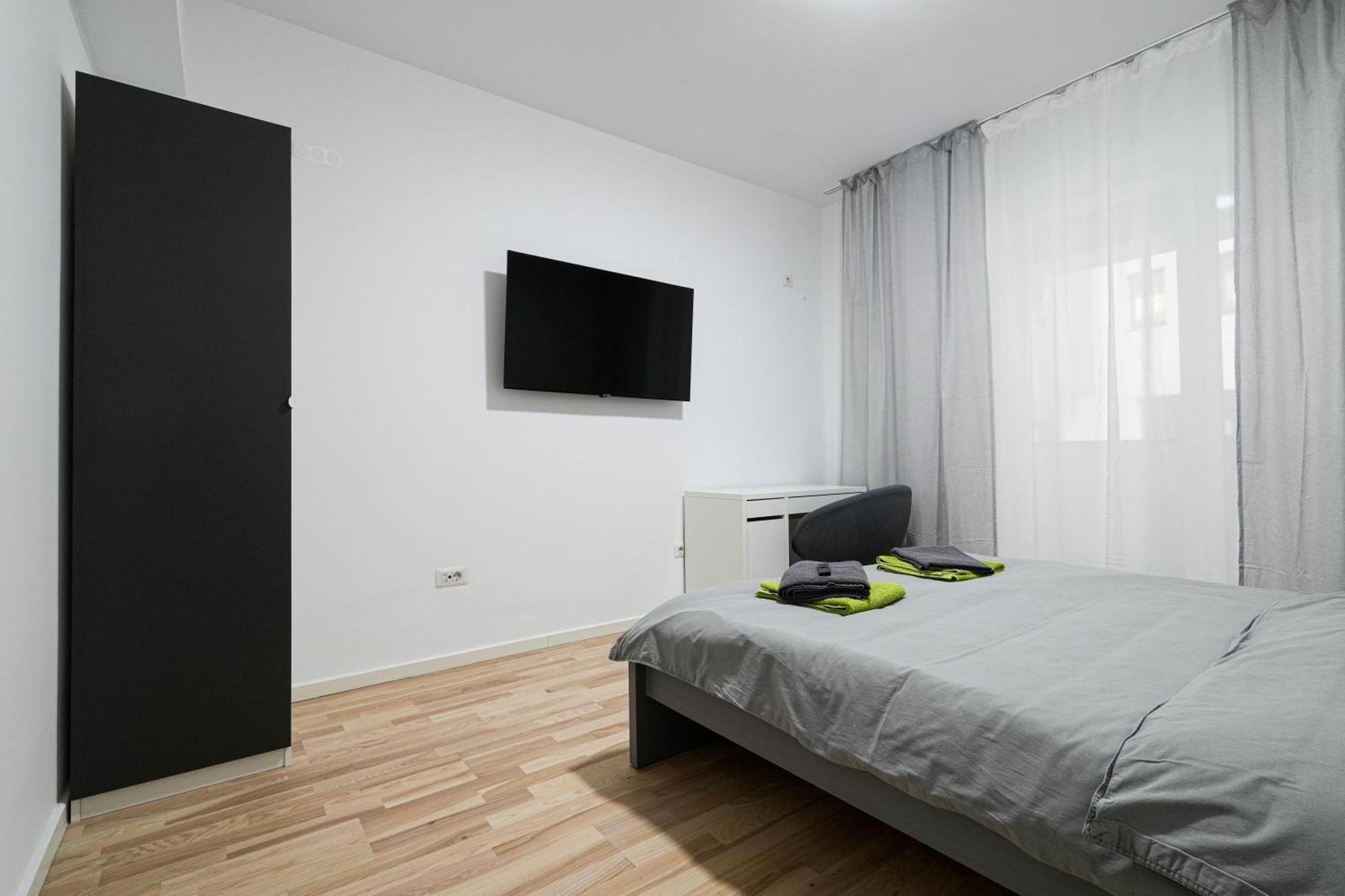 Gabi - Chic Apt With Parking Close To Veranda Mall Bukarest Exterior foto